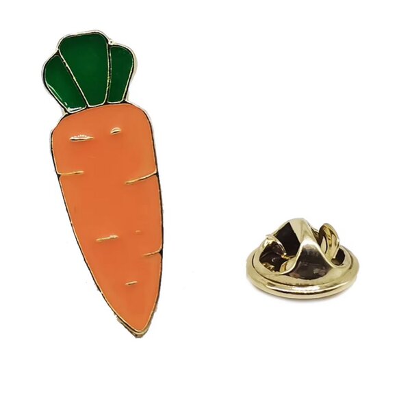 Orange Carrot Pin Badge - Picture 1 of 11